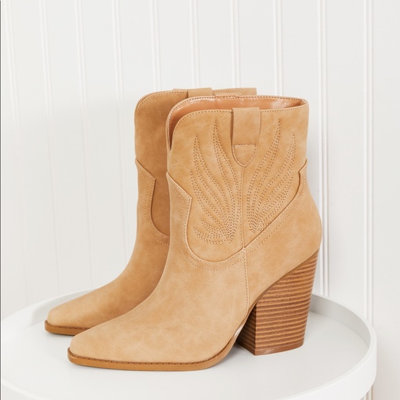 Sold Out - Picture 14 of 14